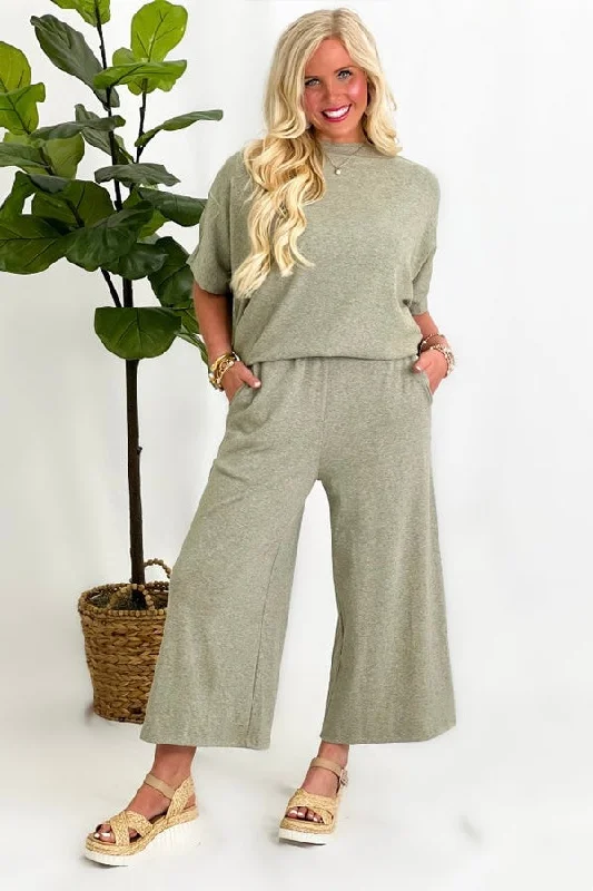 Women's Elegant Garments Olive Crop Pant