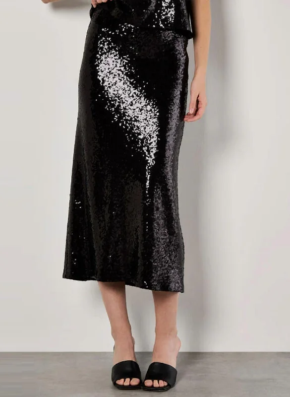 Women's Transitional Outfit Sequin Bias Cut Skirt In Black