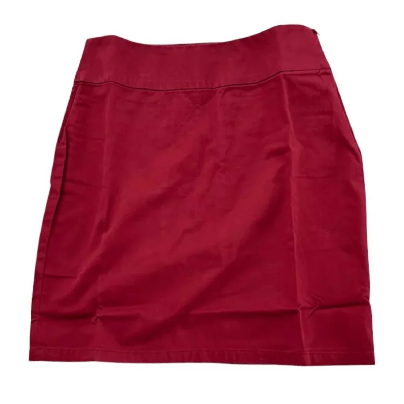 Trendy Athleisure Clothing For Women Women's Athletic Skirt In Burgundy