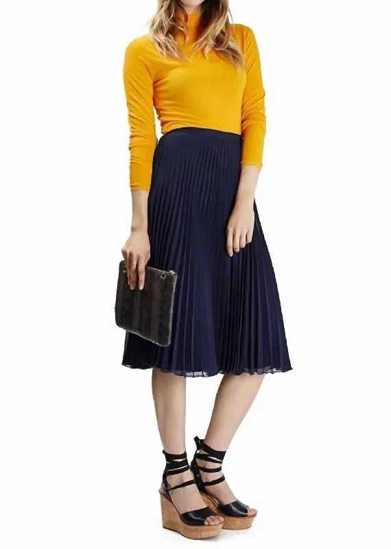 Women's Seasonal Garments Pleated Midi Skirt In Navy