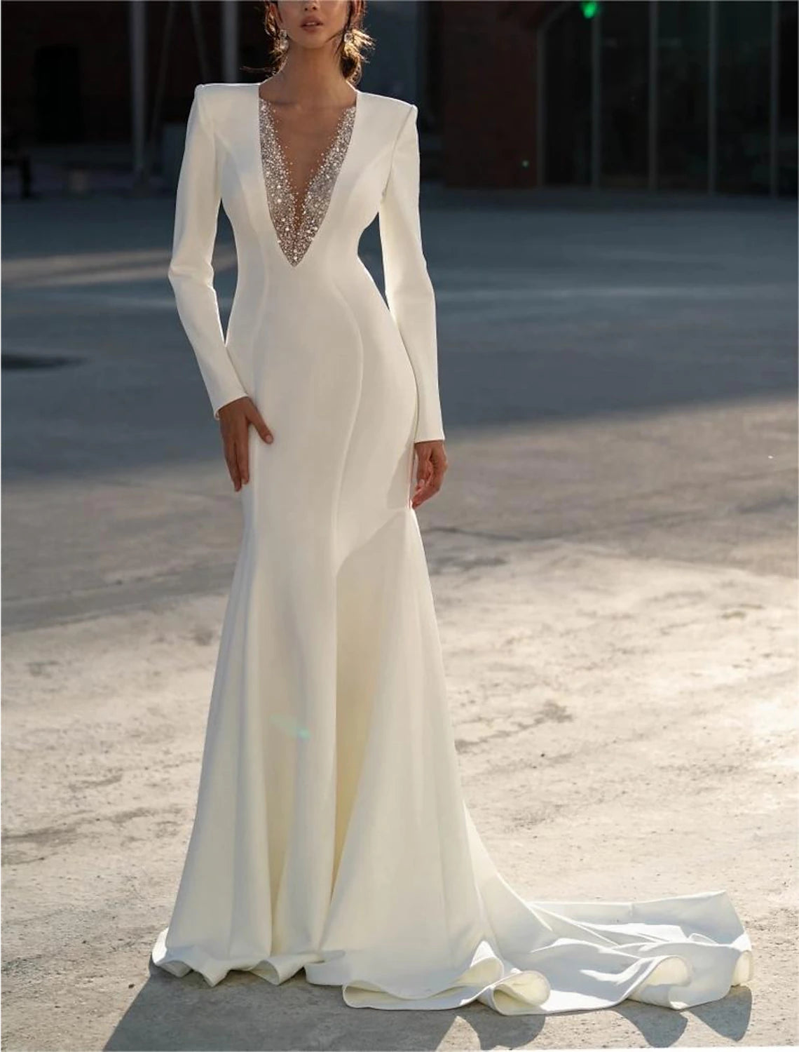 Casual Clothing For Women Formal Wedding Dresses Mermaid / Trumpet V Neck Long Sleeve Sweep / Brush Train Chiffon Bridal Gowns With Beading Solid Color