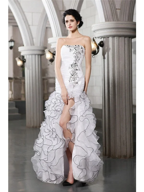 Fashion-Forward Women's Clothing Sheath/Column Strapless Sleeveless Beading Long Organza Wedding Dresses