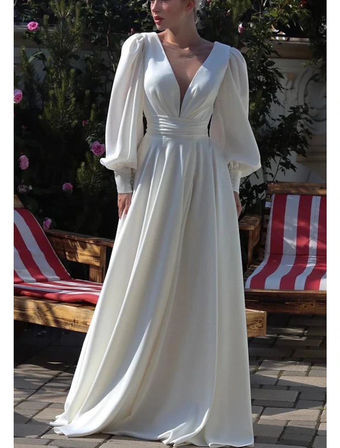 Stylish Clothes For Women Wedding Dresses A-Line V Neck Long Sleeve Court Train Chiffon Bridal Gowns With Pleats Solid Color