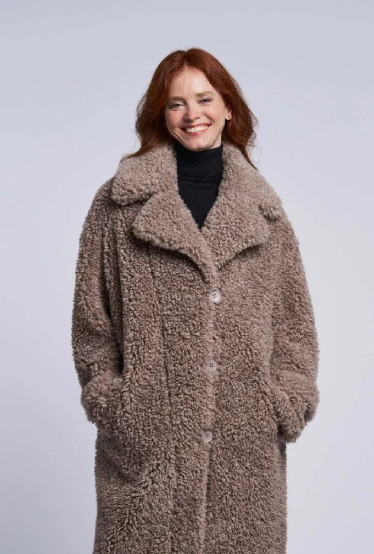 Timeless Women's Clothing 4342 Curly faux fur boyfriend coat Sold out