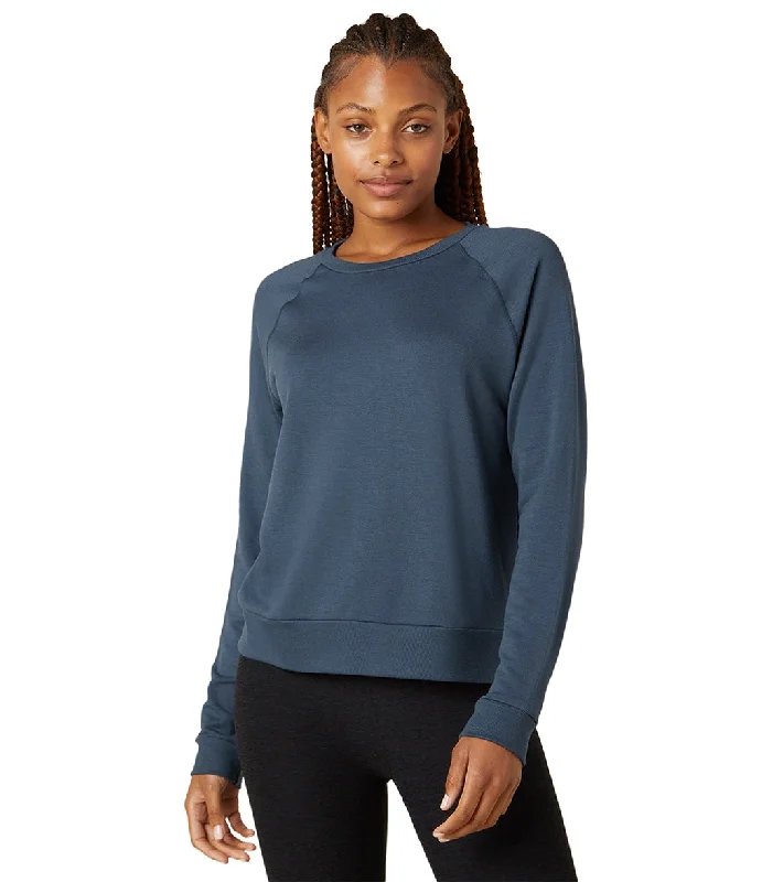 Women's Trendy Attire Beyond Yoga Favorite Raglan Crew After Yoga Pullover Mineral Blue