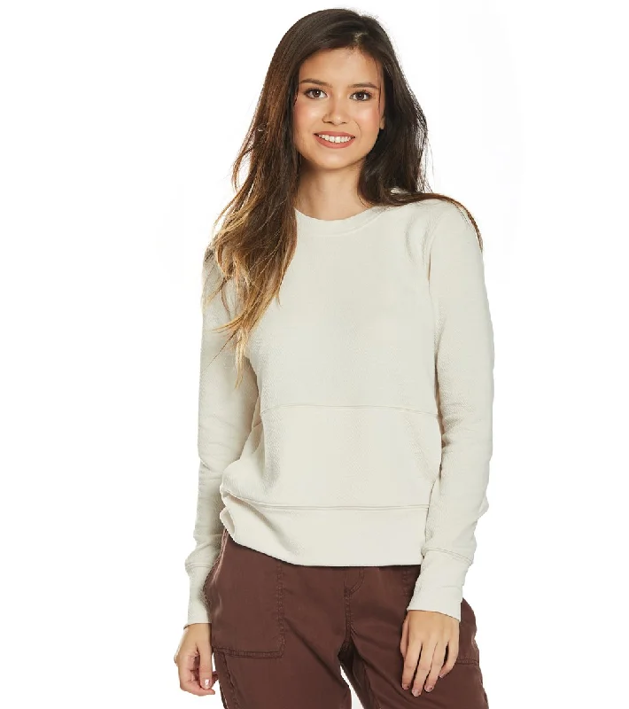 Women's Vacation Outfit prAna Sunrise Sweatshirt