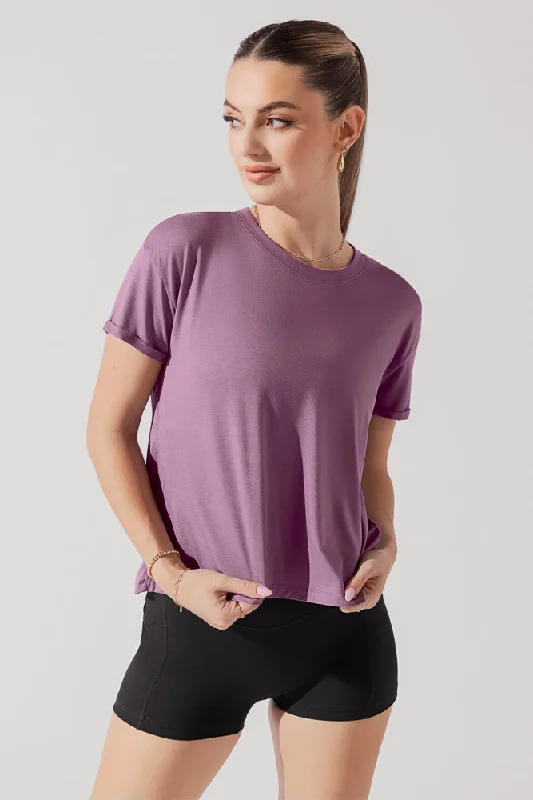 Women's Vintage Attire The Perfect Tee - Grape Shake